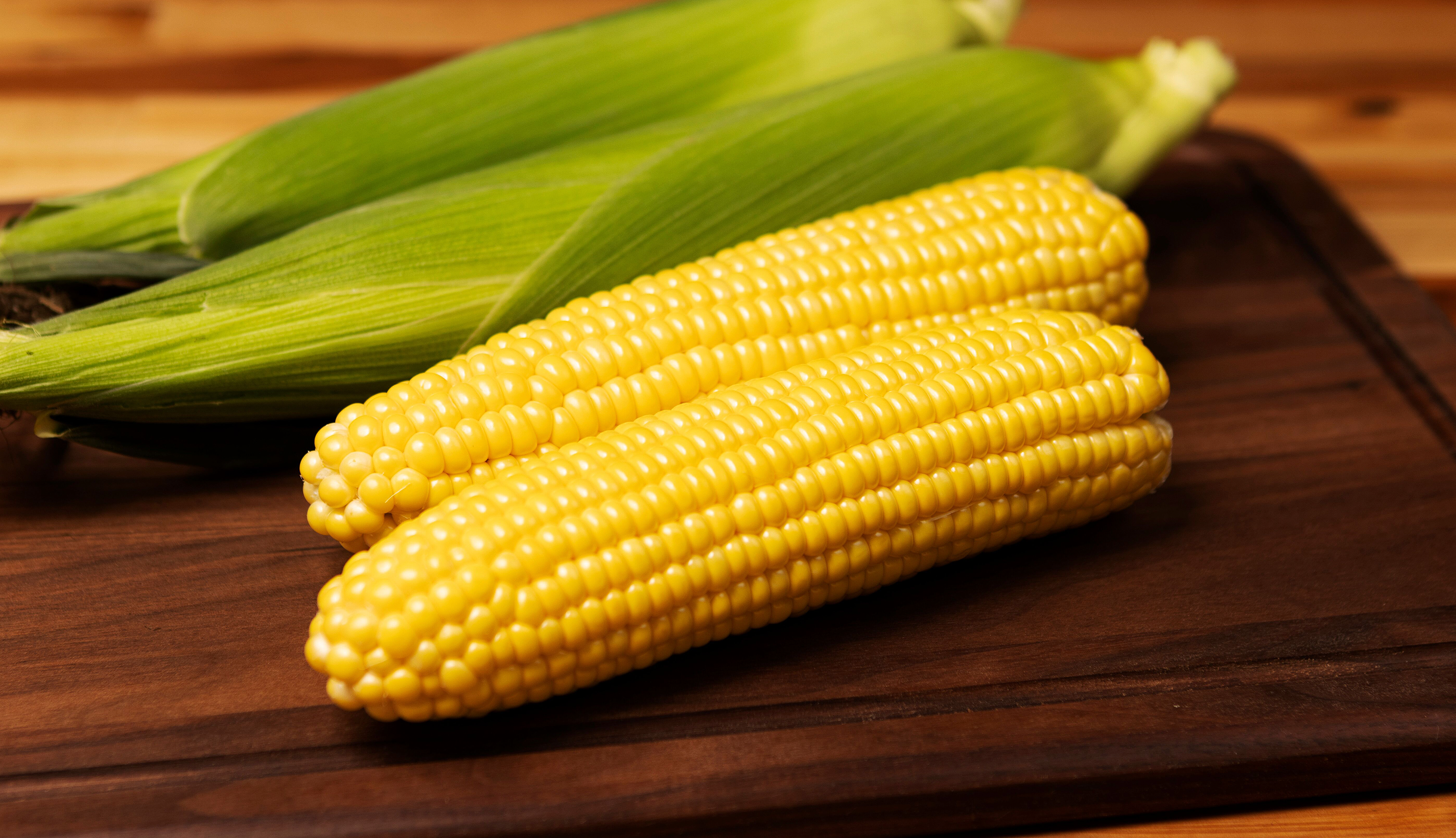 Crown Sweet Corn (Attribute) (Cruiser Treated)
